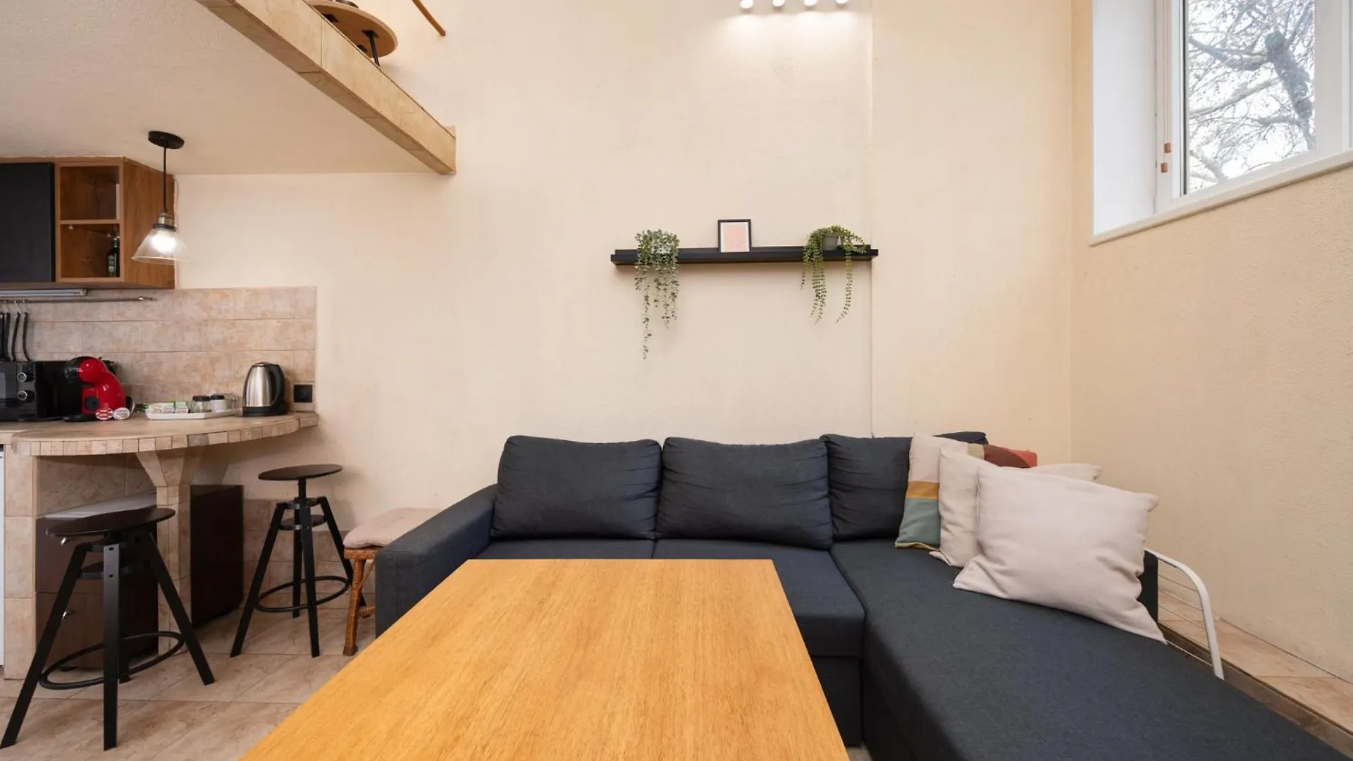Lejlighed Cozy Nest Charming Loft In The Heart Of Varna